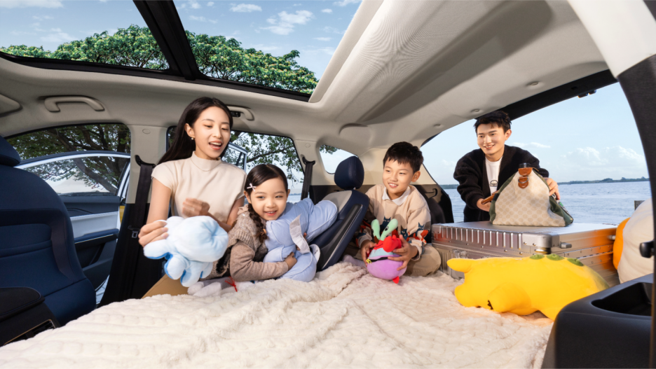 9.98-14.98万元  大七座电混SUV  AG尊龙凯时X8 E家正式上市1233.png
